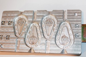 Форма для грузил гриппа (полная) 140-200гр
